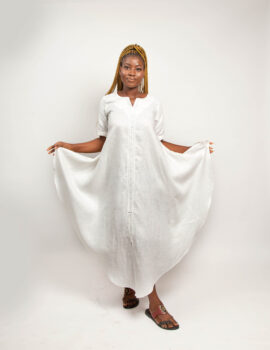 Embroidered Patapater in white linen