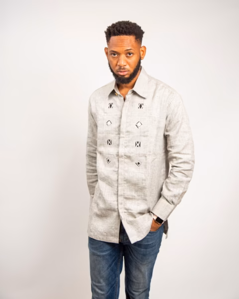 Long sleeves Smokey grey linen in 8 squares